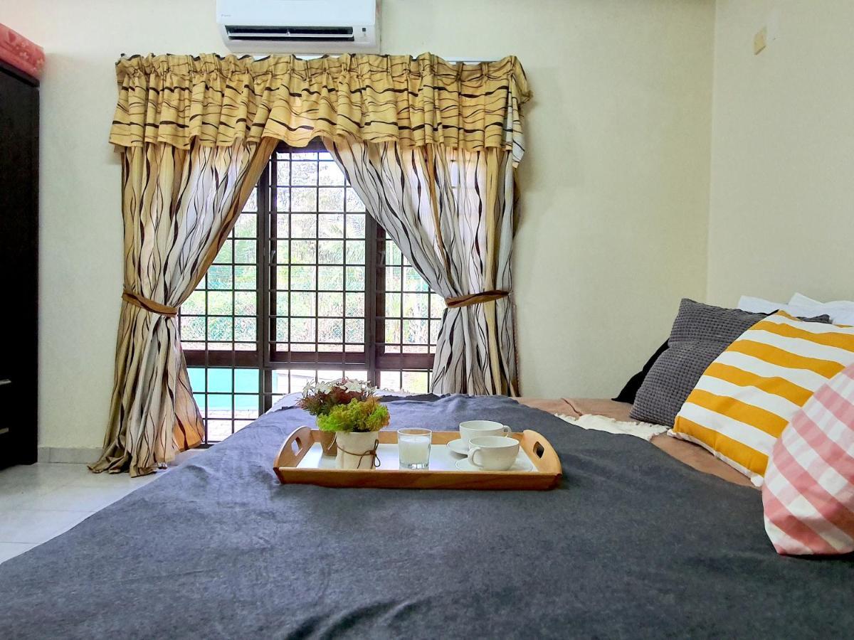 Melaka Afamosa Villa With Private Pool For 10 Pax Alor Gajah Exteriér fotografie